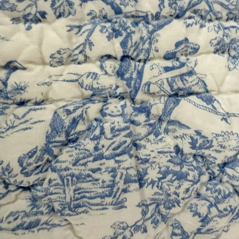 Klass Systems Blue White Toile Quilted Throw 48x58 Scalloped French Country EUC
